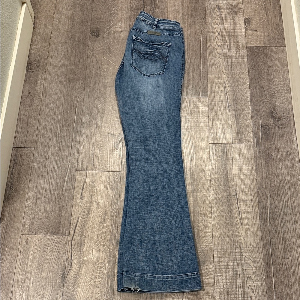 Cowgirl Tuff Blue Flare Jeans 34x33